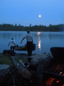 full moon = topwater fishing time