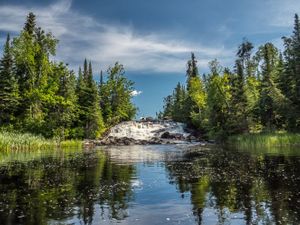 60m Portage around Falls