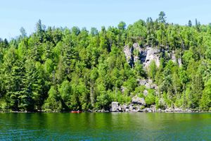 rose lake cliff