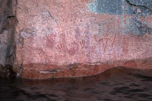 Pictographs on Lac Lacroix