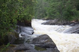 Rebecca Falls N, near E end