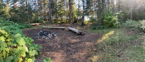 Middle_Campsite_on_west_end_of_Caribou_Lake.jpg