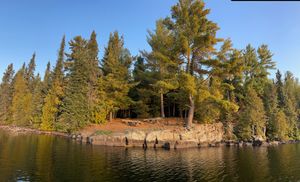 Leaving_camp_on_Caribou_Lake.jpg