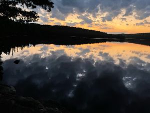 Sunrise_on_Caribou_Lake.jpg