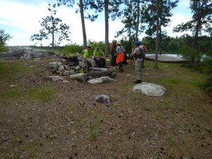 Lunch stop on Keats Lake