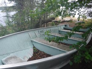 Strange boat cache on a nice campsite
