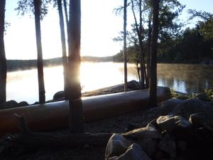 Beautiful sunrise on Mexican Hat Lake