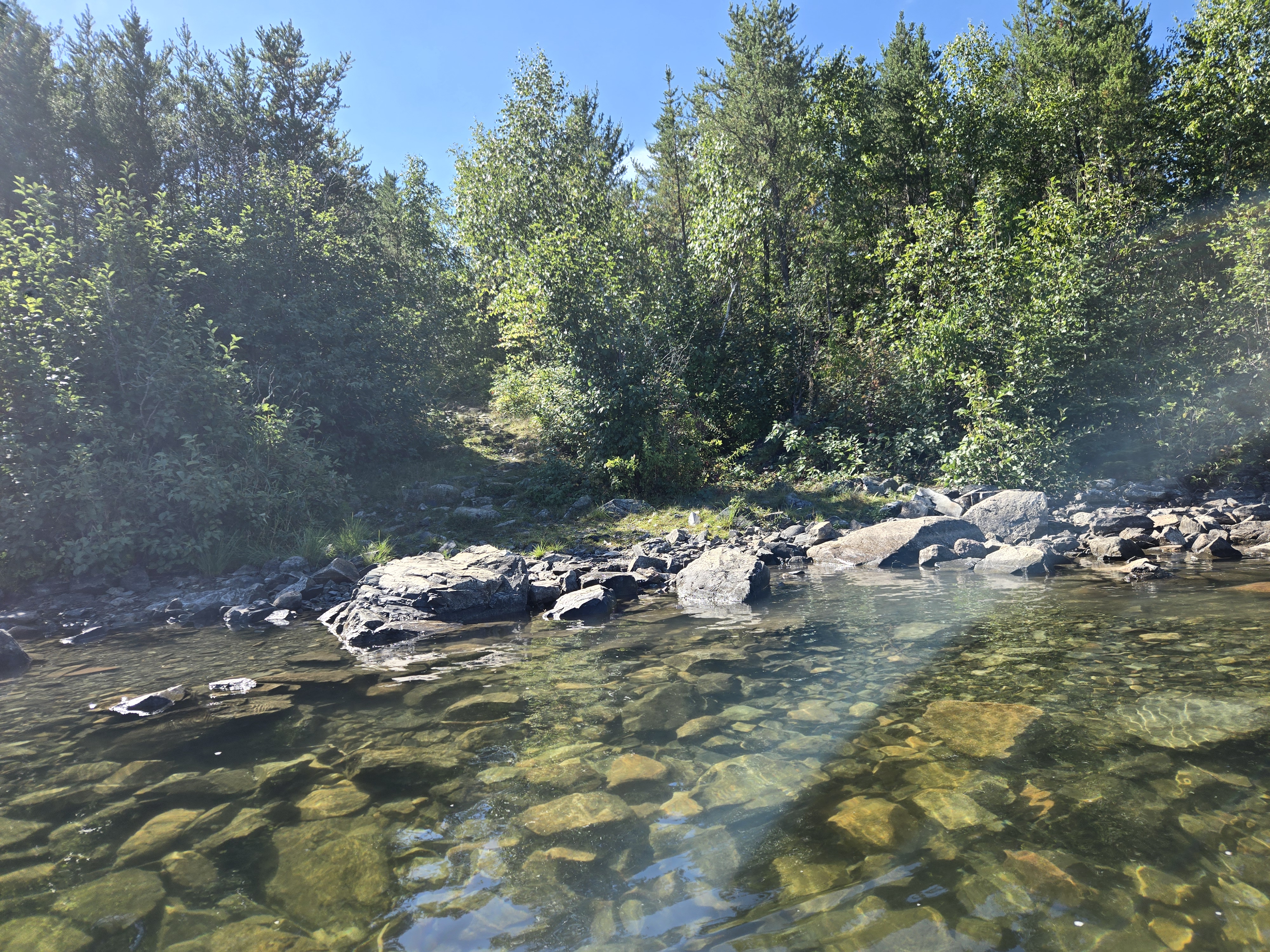 Portage to Bonnie Lake from Knife Lake