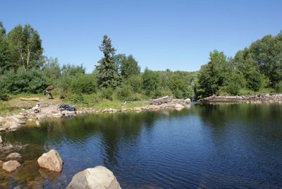 Beaverhouse-Quetico portage, east end