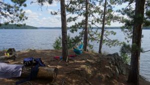 Big Trout L.: Campsite 910