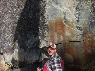 016-09-10_651_Quetico Man Chain Cache Bay Pictograph John